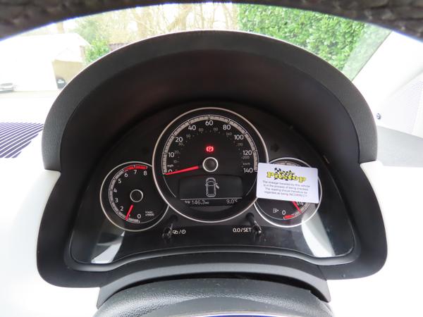 Used Volkswagen up! LP23OKR 16