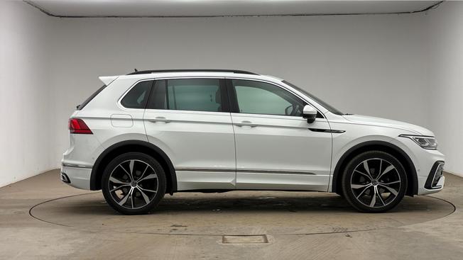 VOLKSWAGEN Tiguan Photo 4