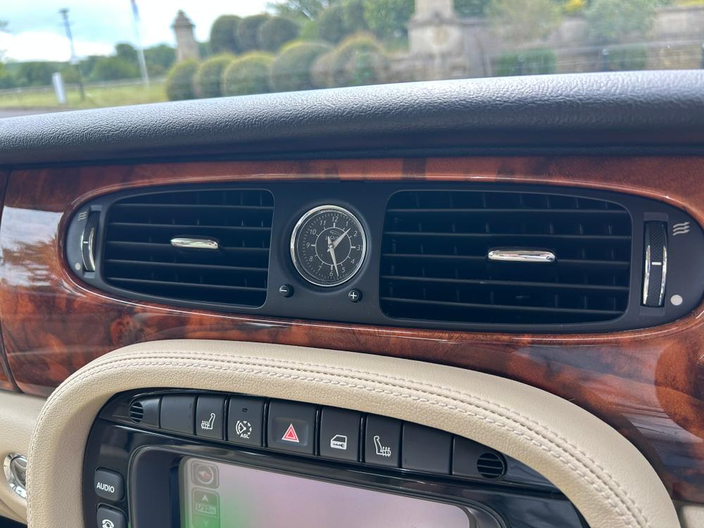 Used Jaguar XJ MM08KKG 45