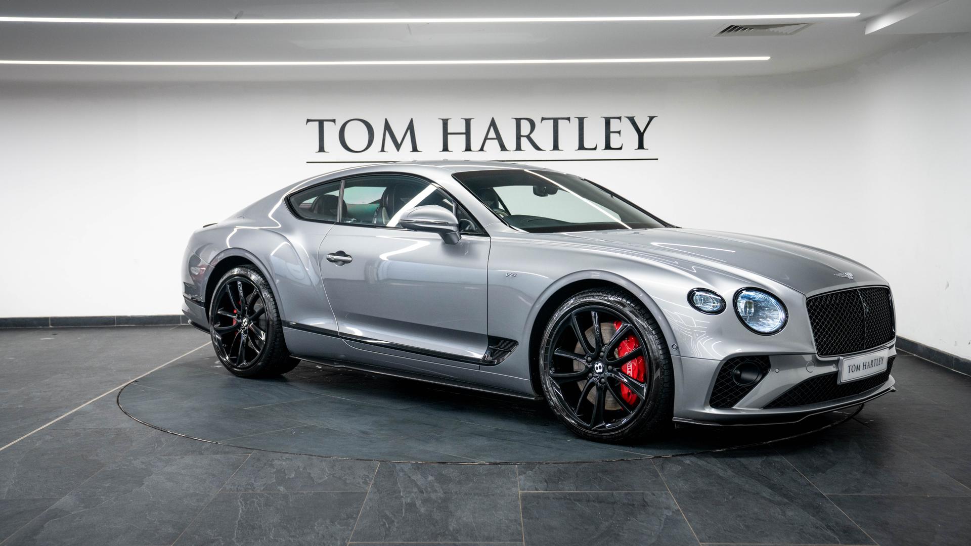 Bentley Continental Photo a32040fb-2a75-4341-b9fc-dc554467cfc8.jpg