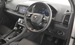 Skoda KAROQ Photo 2