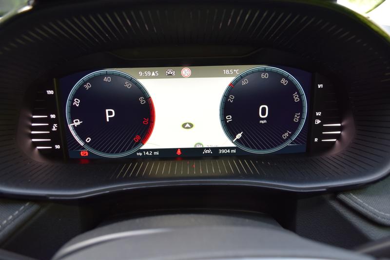 Skoda Fabia Photo a3270109-71ef-43dd-9b85-6f5b93710624.JPG