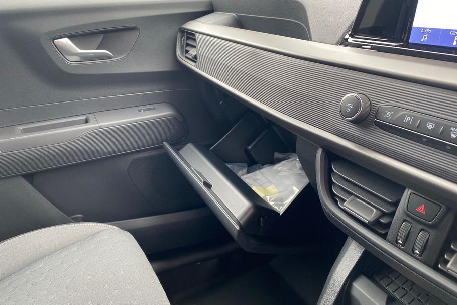 Used Ford TRANSIT COURIER COURIERLIM18 27