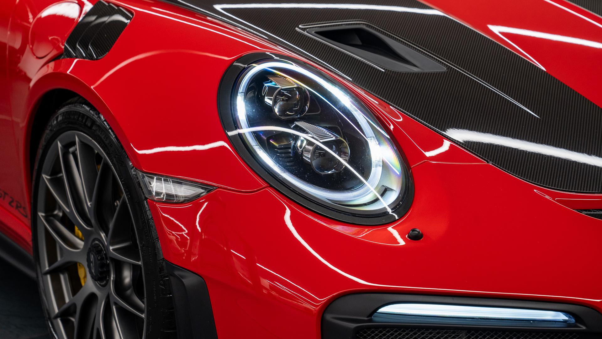 Porsche 911 Photo a3589a65-947a-4c6c-8f08-3cdc8f71887f.jpg