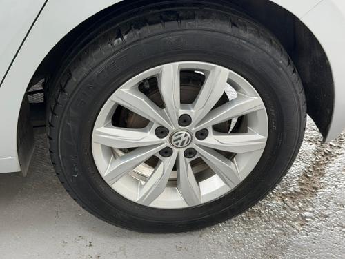 Volkswagen Polo Photo a36522ba-87ef-4717-8b41-3e6f6c9baebc.jpeg