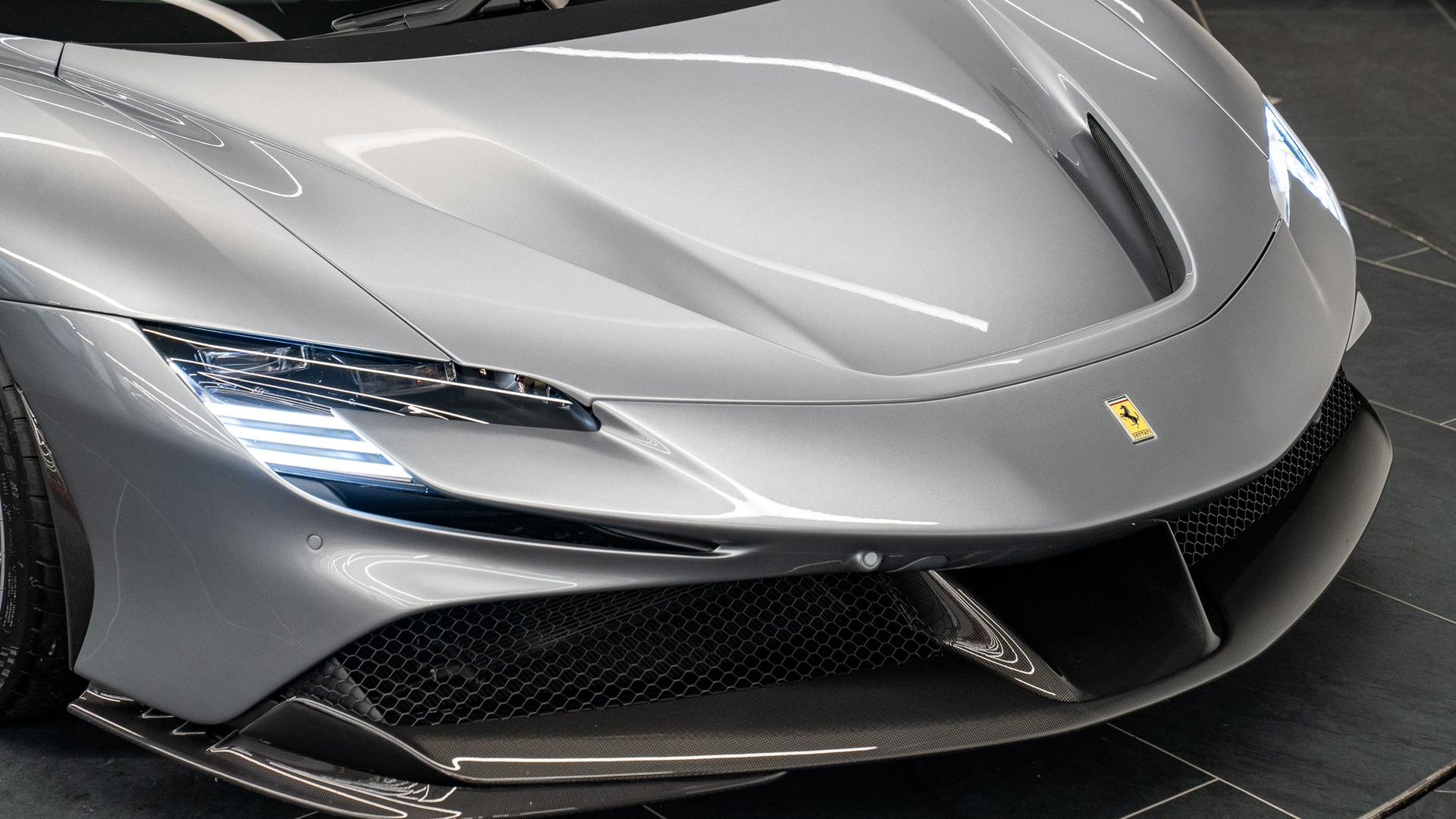 Ferrari SF90 Spider Photo a37134db-6e5f-47d5-845a-fe8098700f82.jpg