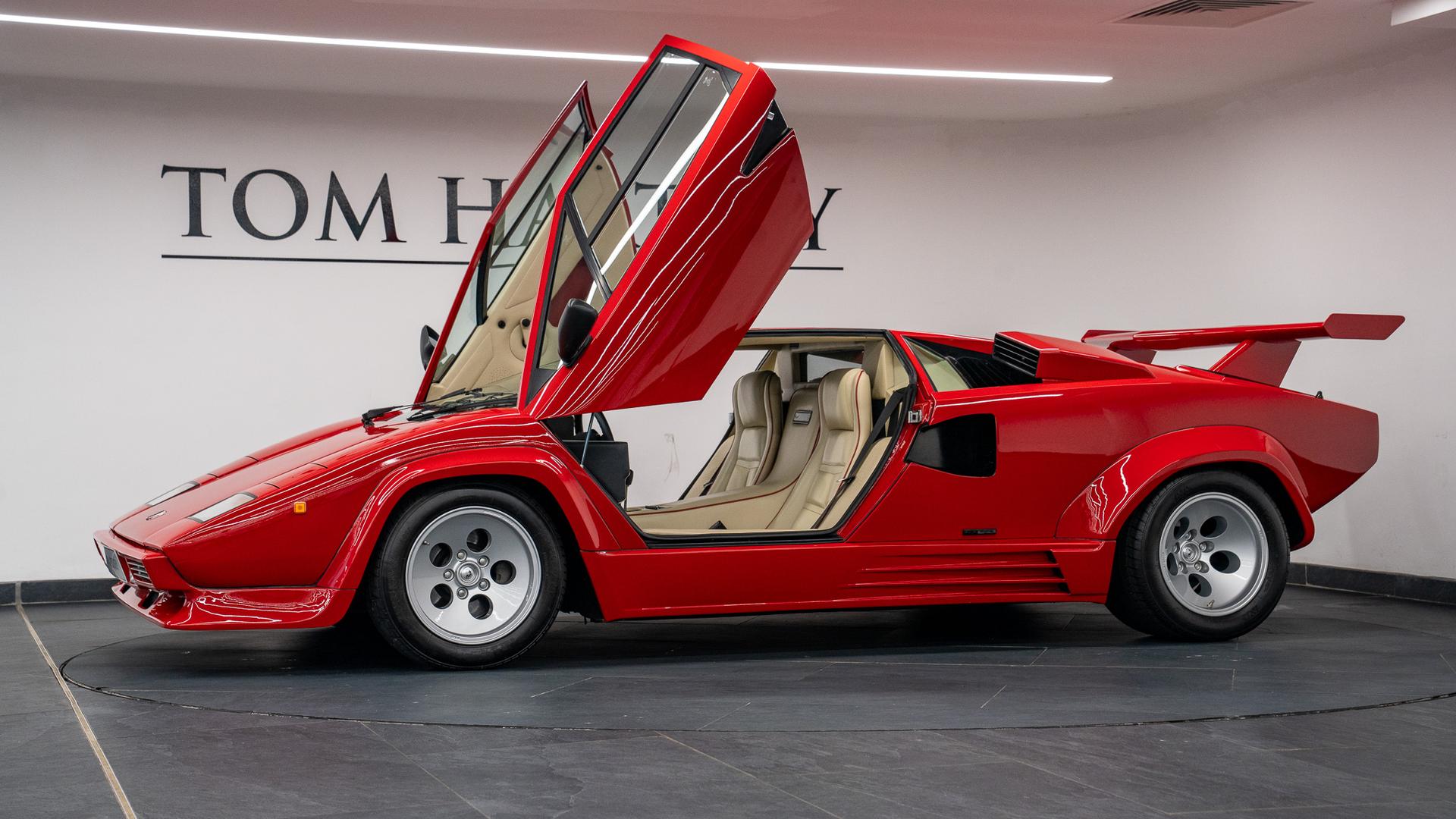 LAMBORGHINI Countach Photo a3755a8b-1f53-464d-acf3-fce1cd4e8a9e.jpg