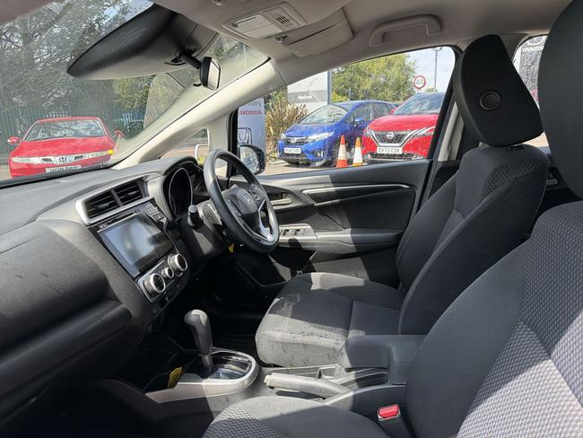 Honda Jazz Photo a38c9f76-5314-4ddc-8967-f2c131c3622f.jpg