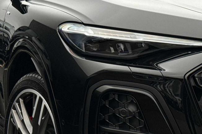 AUDI Q5 Photo 19