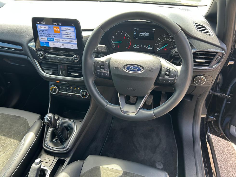 Ford Fiesta Photo a392205c-0256-4eee-8760-05dc785c270f.jpeg