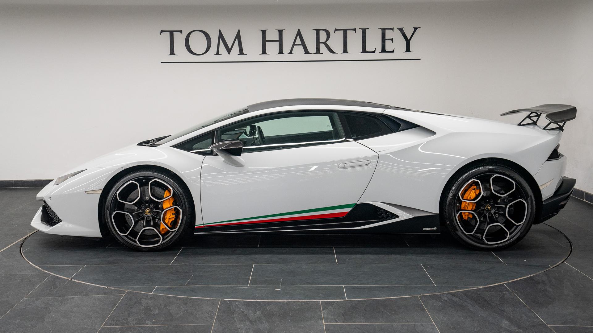 LAMBORGHINI Huracan Photo a3a73cdc-a56c-4026-8c9b-38db6f059bbc.jpg