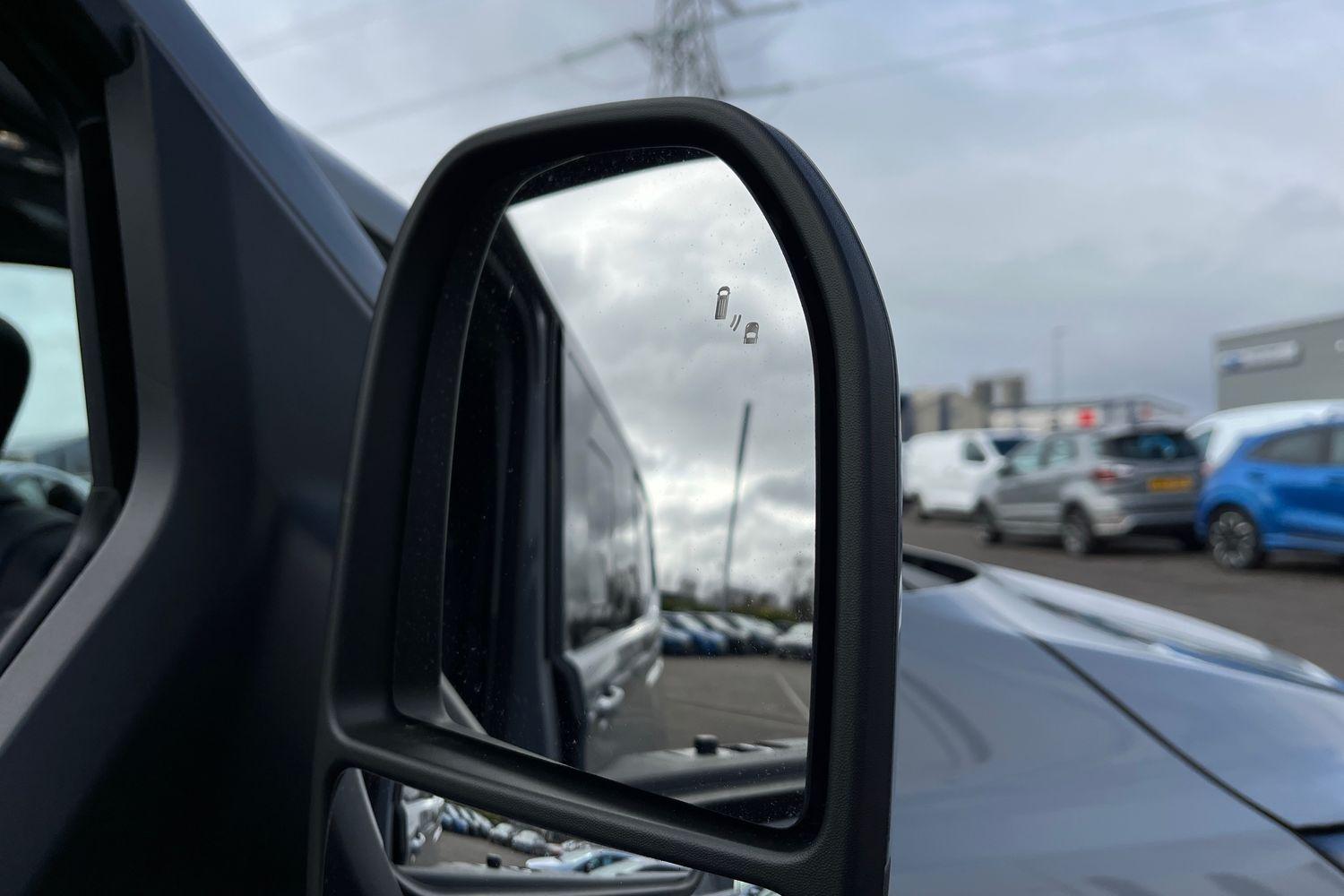 Ford TRANSIT CUSTOM Photo 38