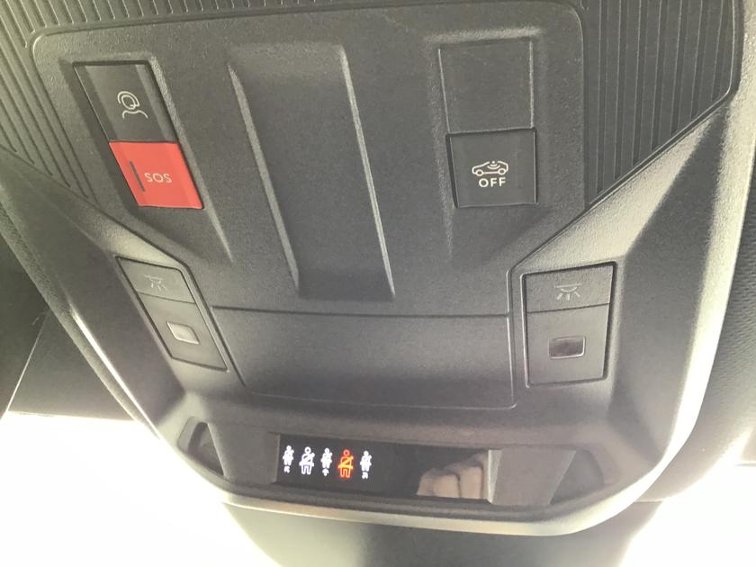 Vauxhall Astra Photo a3b9fe5e-fe9d-45ee-99a7-ecb98e0866c5.jpg