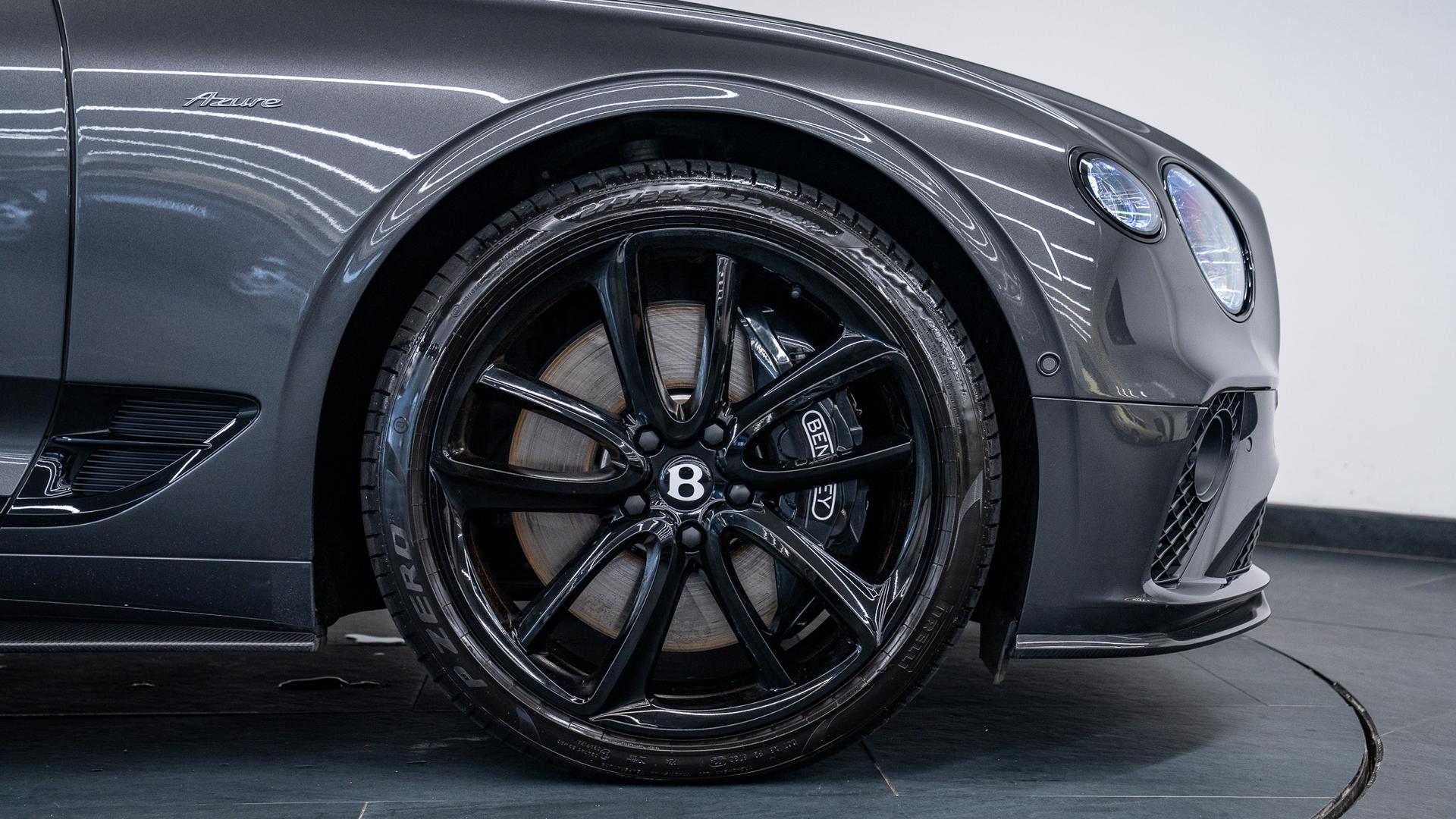 Bentley Continental Photo a3c8670d-c3a3-4089-b682-e342c8ce0e42.jpg