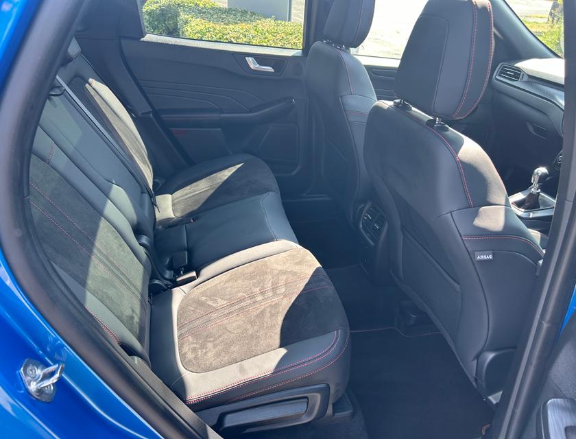 Ford Kuga Photo a3ee8152-c463-44cb-9990-3f5eba8c2eb0.jpg