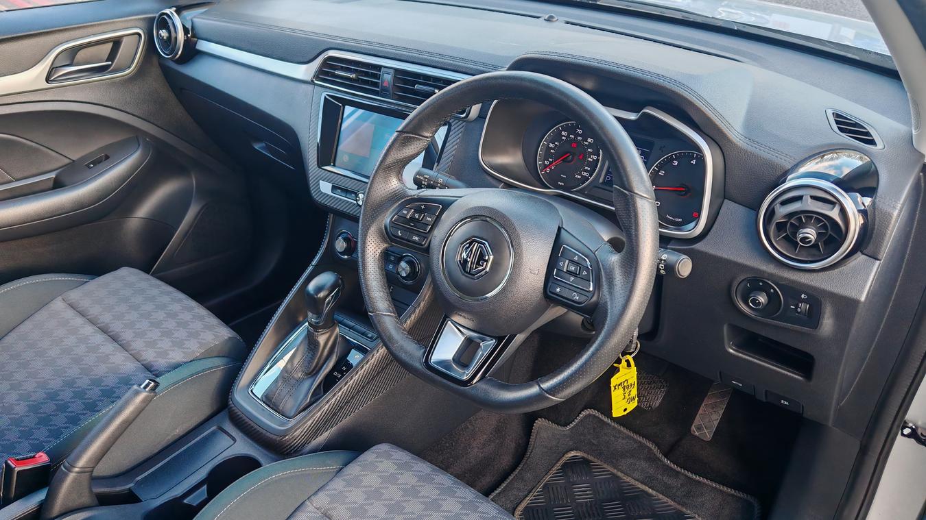 Used MG ZS FE68UWX 11