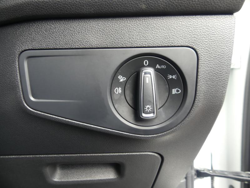 Volkswagen Tiguan Photo a3f7135e-4dd5-432f-be58-e5313d631d97.jpg