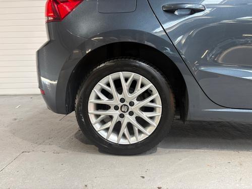 SEAT Ibiza Photo a40c7d4e-de4f-4de7-b6c1-4cfd35686afb.JPG