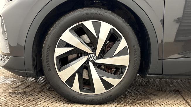 VOLKSWAGEN ID.4 Photo 5