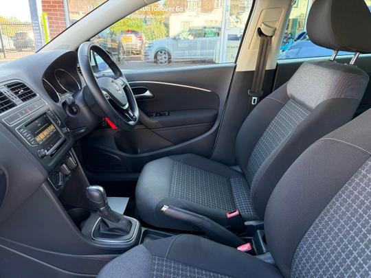 Volkswagen Polo Photo a41f4467-7435-4d80-b96a-c56722f05810.jpg