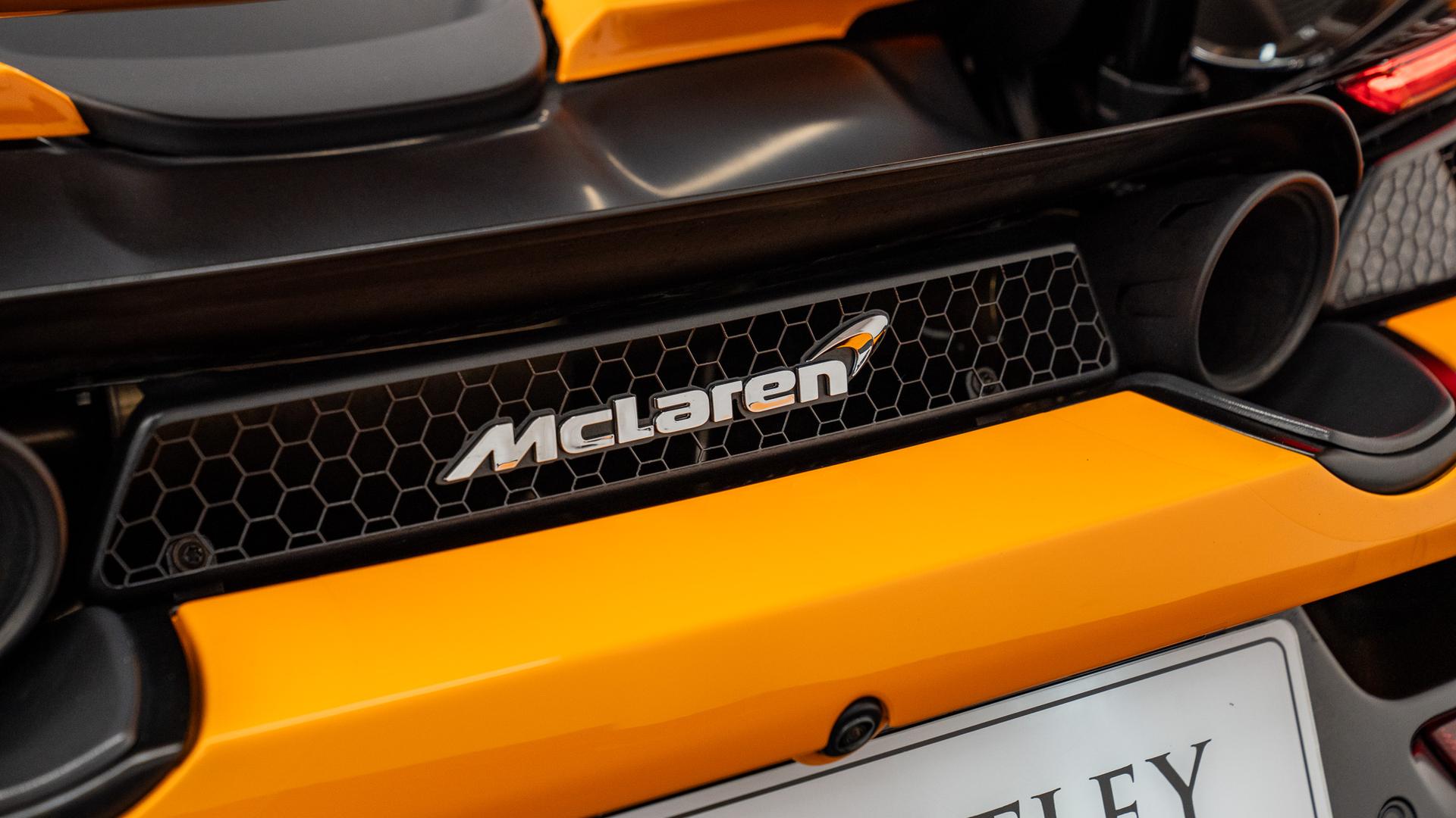 McLaren 720S Photo a421a856-ee3f-4b61-8c48-0f44224552e9.jpg