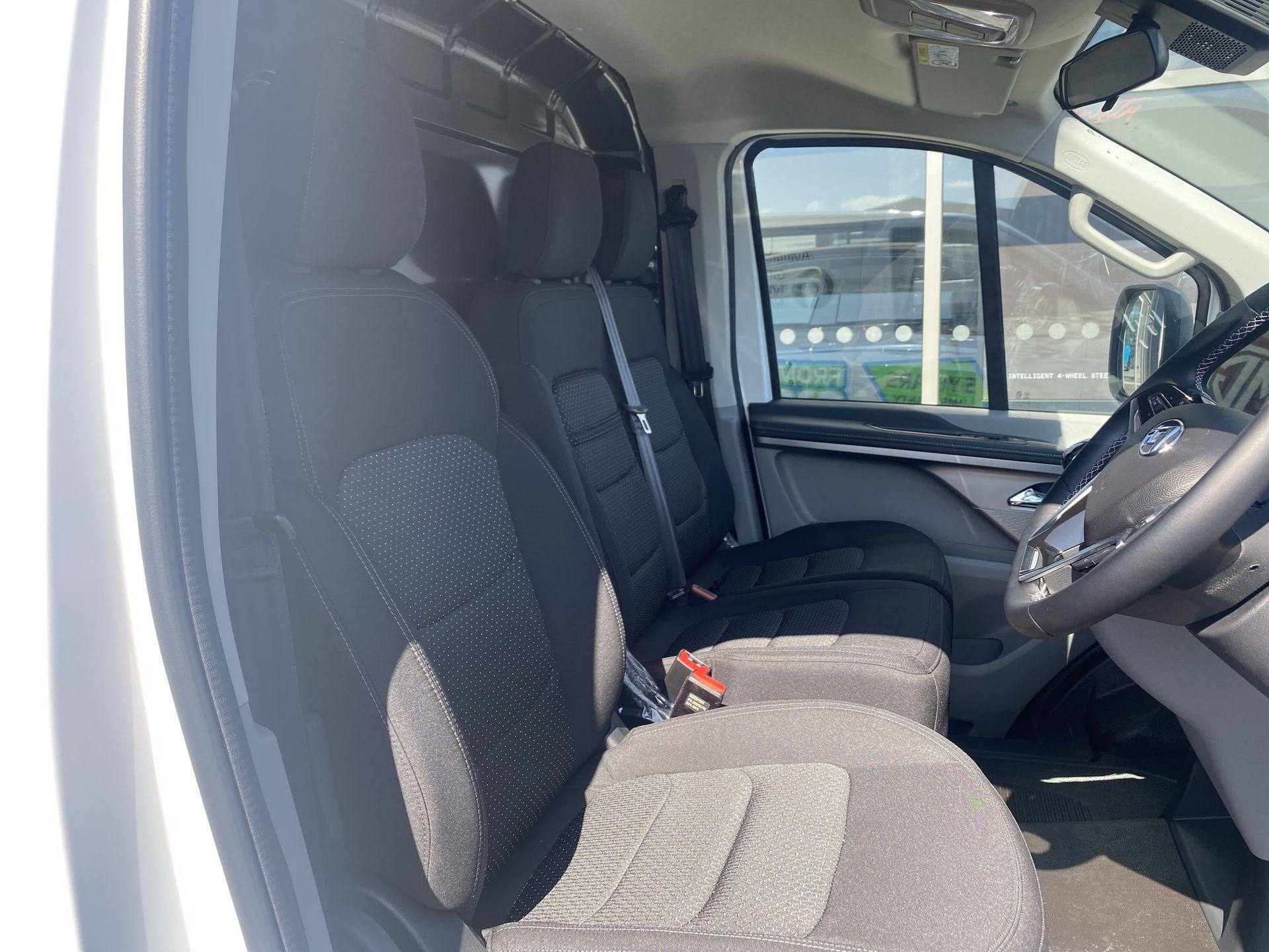 2026 MAXUS Deliver 7 2.0 D20 L2H2 Panel Van FWD - vehicle photo 12 for sale on PureCar