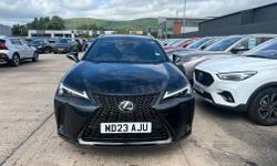Lexus UX Photo 1