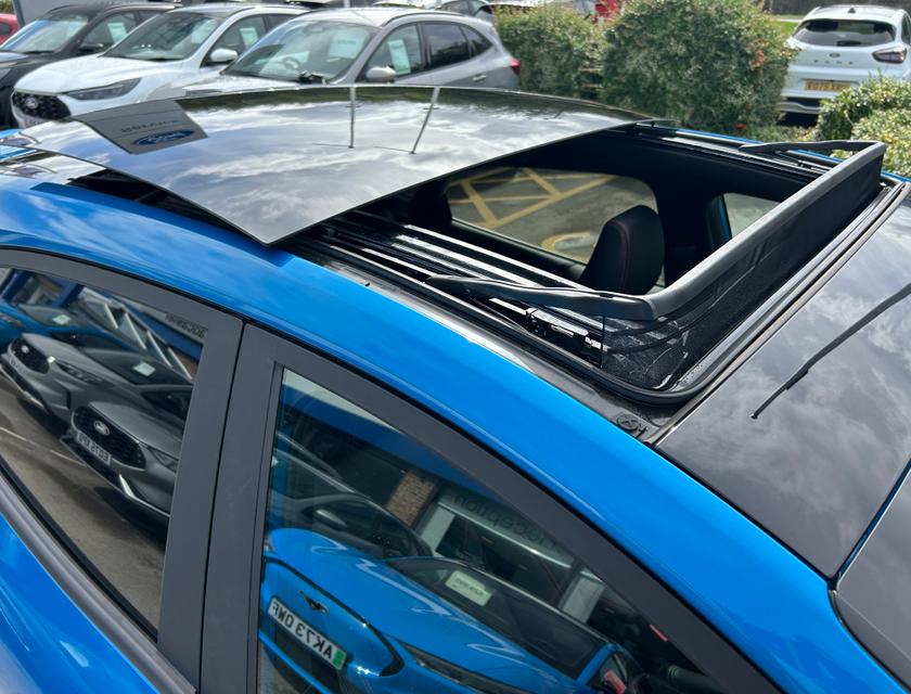Ford Puma Photo a439d42b-9fde-4676-90c2-c84050faebc9.jpg