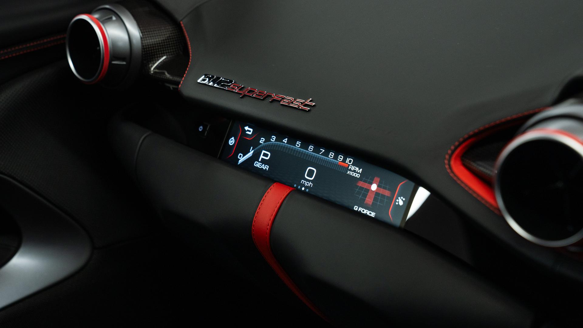 Ferrari 812 Superfast Photo a43a4b0c-5c36-4b1a-ab4e-5c2771380e05.jpg