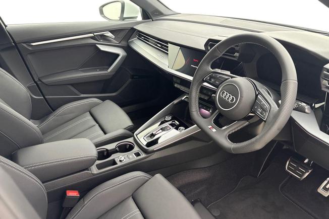AUDI  A3 Photo 6