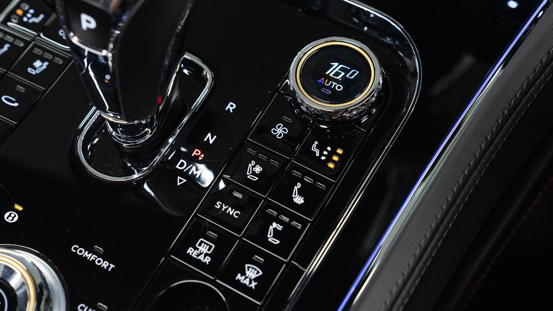 Bentley Continental Photo a444f87f-b546-47c8-a65c-bf2a687e10c5.jpg