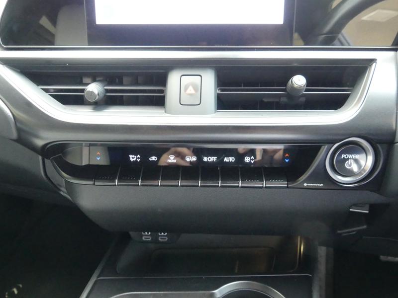 Lexus UX Photo a45b2502-62a7-4613-9d15-aeb805b18c21.jpg