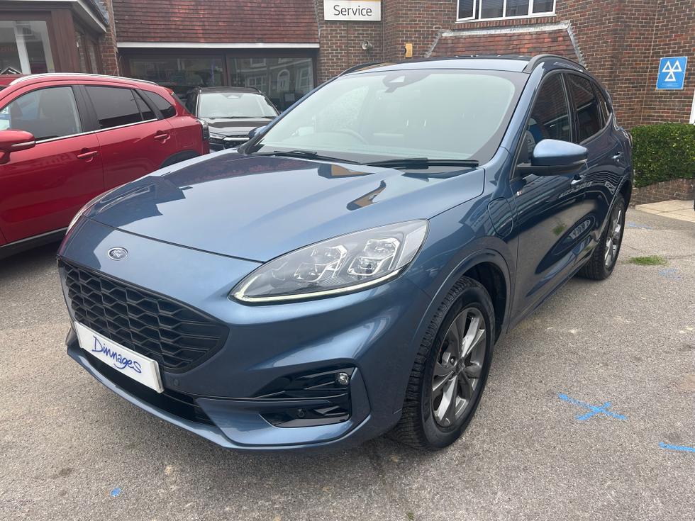 Ford Kuga Photo a4660fec-024a-47d2-bec6-9c419e0338bc.jpeg