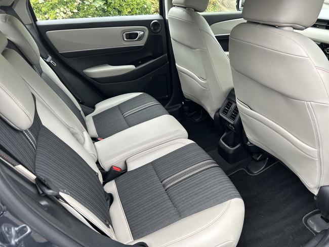 Honda HR-V Photo a46dd292-2066-416b-bdb1-29ec54146104.jpg
