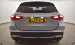 Mercedes-Benz GLA Photo 30