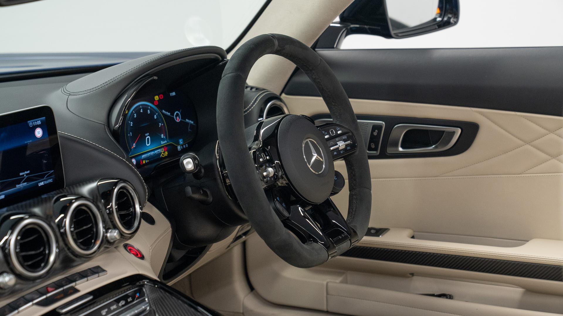 Mercedes-Benz AMG GT Photo a4823084-56d1-4a32-9d3e-faccc7d59563.jpg