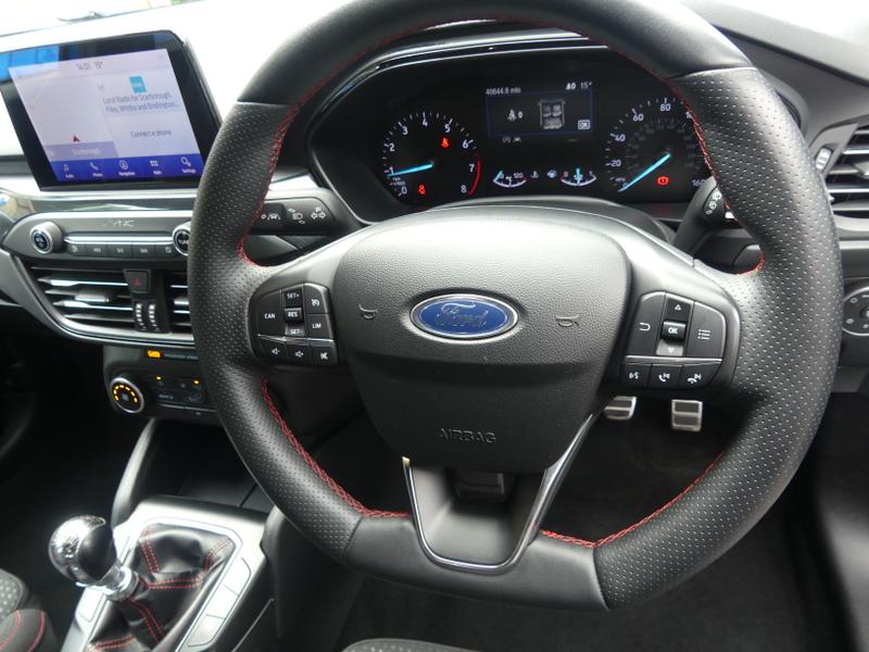 Ford Focus Photo a485a8b3-f473-438c-ad75-dd9f623914d1.jpg