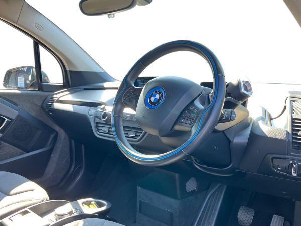BMW i3 Photo a48badd3-f621-498f-ad92-ee49442c62bb.jpg