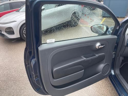 Fiat 500 Photo a49f8b5d-59cc-479a-a114-2e1014ba5eda.jpeg