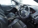 Ford Focus Photo 2
