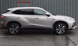 MG MOTOR UK HS Photo 1