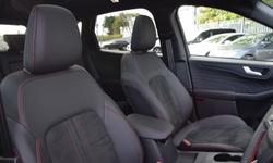 Ford KUGA Photo 28