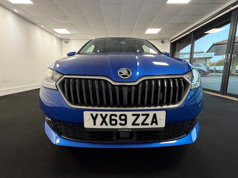 Skoda Fabia Photo a4c8acf0-d0f0-4e4d-b3fb-ee0085d94b84.jpg