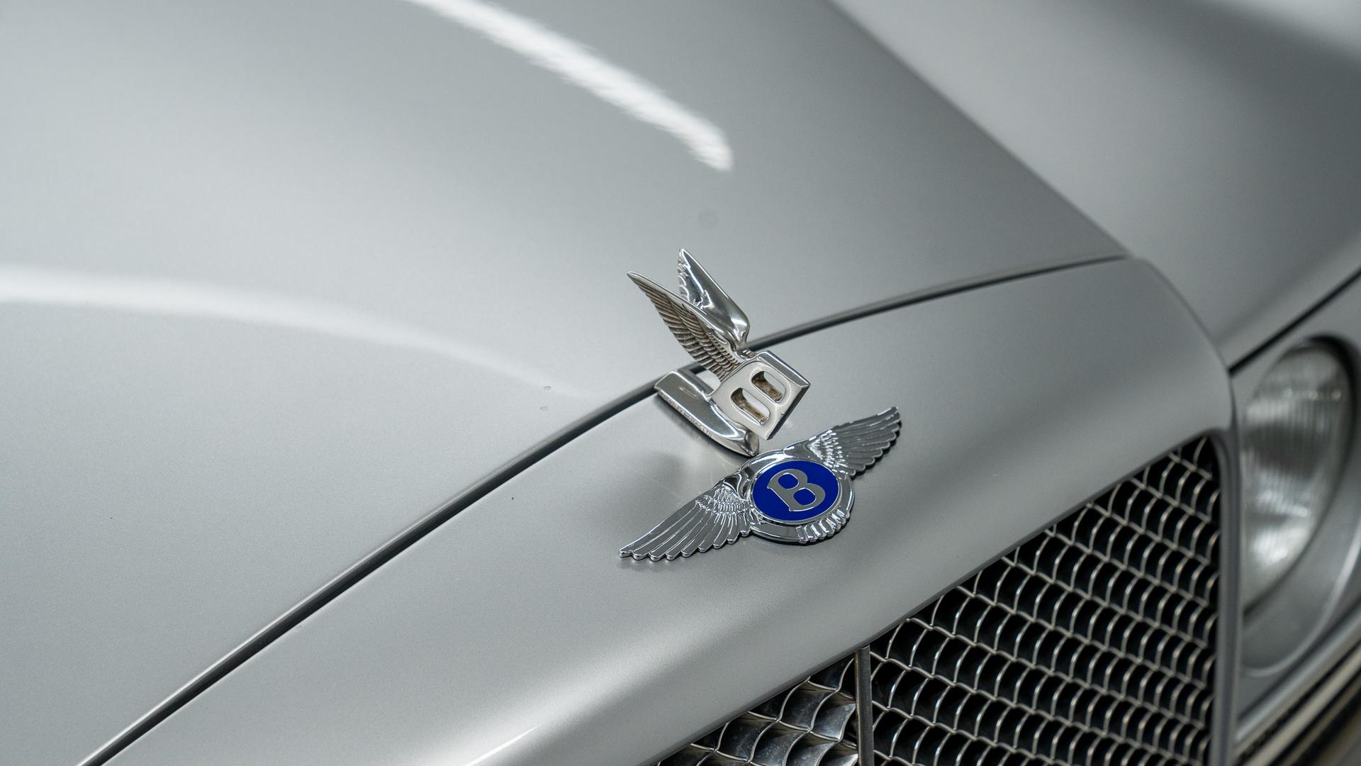Bentley Continental Photo a4e3f35d-fe18-47c2-8613-14bab99c7325.jpg