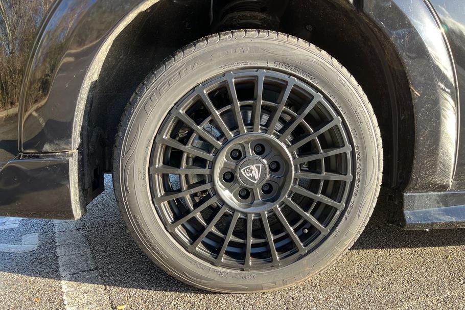 Used Ford TRANSIT CUSTOM PREDATORPHEV01 8