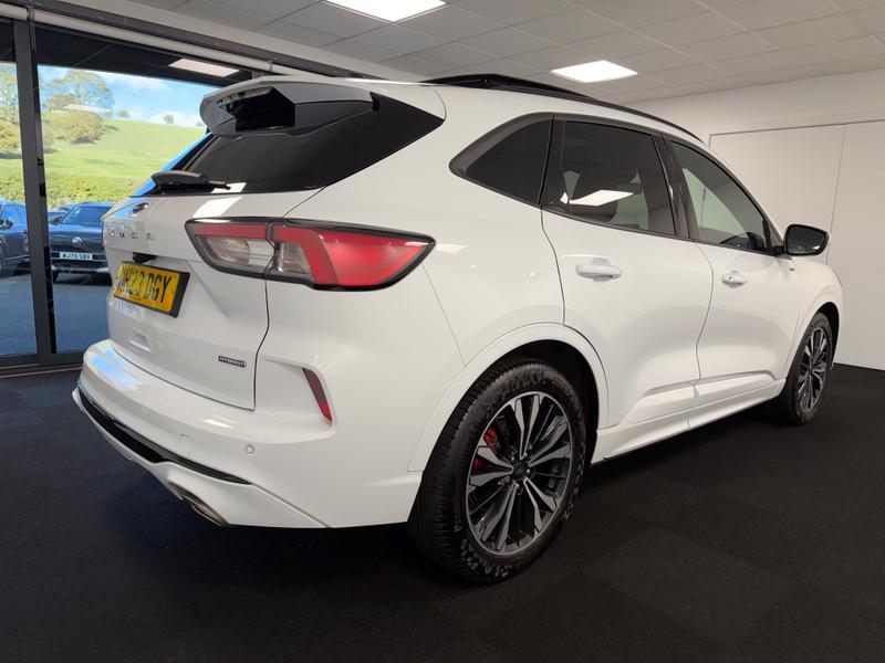 Ford Kuga Photo a4ec2699-20d2-422f-9314-642d98ae8b71.jpg