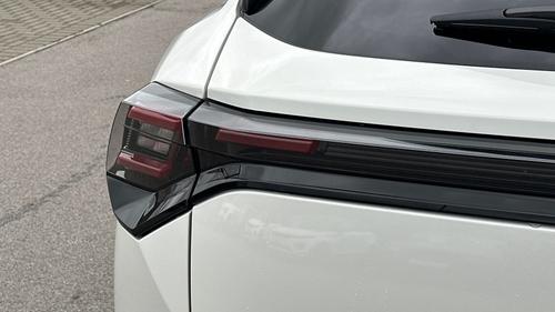 Suzuki e Vitara Photo a4fc62b5-68f7-4557-a397-1ee3bf35af2b.jpg
