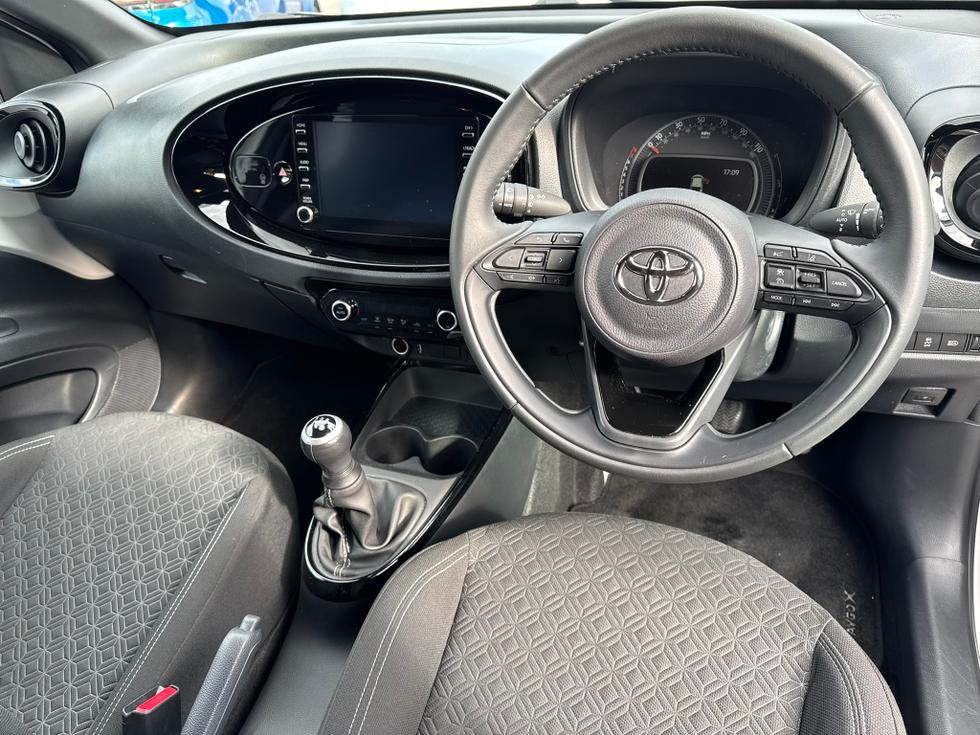 Toyota Aygo X Photo a5247ed1-d9c4-4f67-b7ef-73da987fff02.JPEG