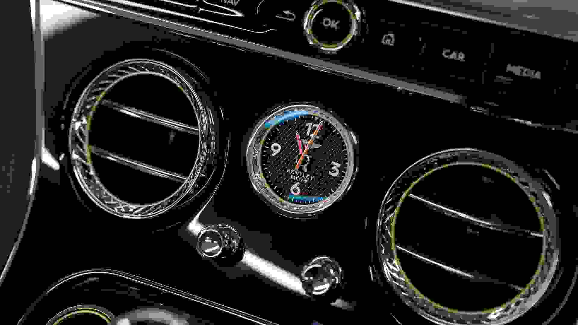 Bentley Continental GTC Photo a52c06a0-0a06-49a5-ae21-91bc38e1bbea.jpg