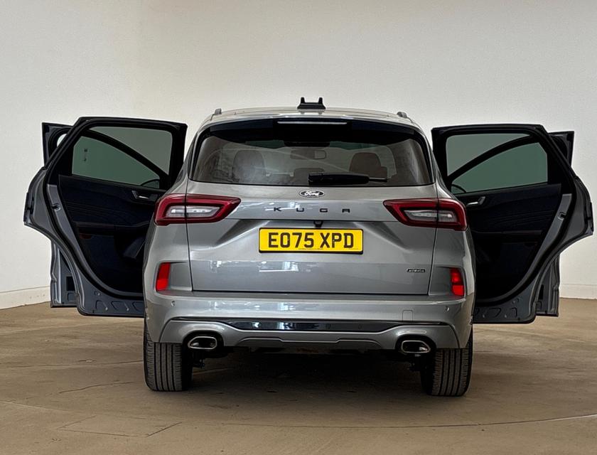 Ford Kuga Photo a52c2796-7729-4b5b-afac-296d2ee13f99.jpg